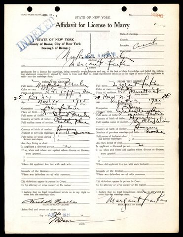 Affidavit for a licence to marry, no. 8896, Bronx, 20 August 1941: Nicholas Brecher, 25, and Margaret Farkas, 20, with both their signatures.
