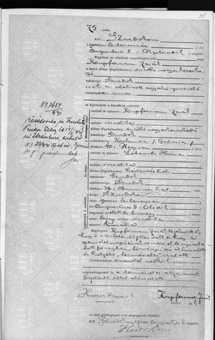 Birth of Amália Kupferman, Szurdok (Strâmtura), 5 August 1900 — civil birth act no. 75, a sister of Pesel Brecher née Kupferman. The note in the margin, added i