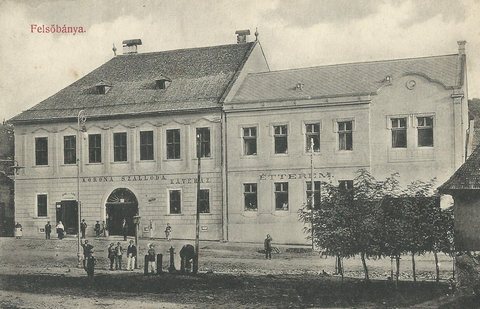 Felsőbánya in the 1910s, the town where David and Esther Brecher raised their children.