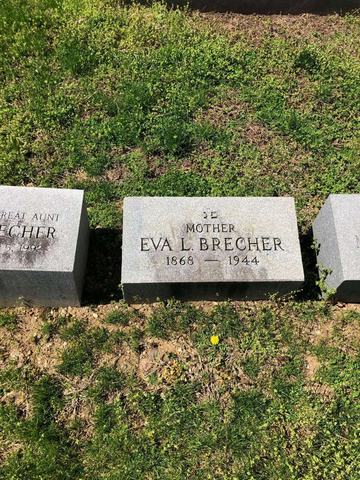 The grave marker of Eva L. (Eva Leah) Brecher née Tuttman, 1868–1944, widow of Max Brecher of Siret: “Mother”. Mount Hebron Cemetery, Queens.