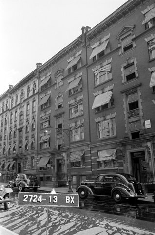 972 Fox Street, Bronx, photographed for the city tax rolls about 1940: the Brecher family’s home in the 1930 census and on David Brecher’s n
