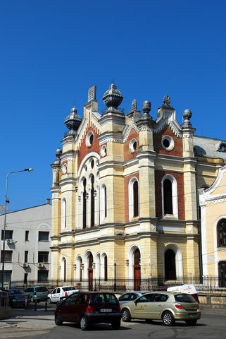 The Great Synagogue of Satu Mare (Szatmárnémeti), as it stood in 2010 — the town where Chaim Yehuda (Miksa) Brecher died in 1940 and Pessel Brecher in 1941.