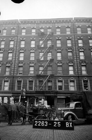 178 Brook Avenue, Bronx, about 1940: the address to which Rosa and the children came in 1913.