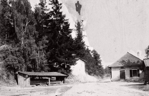 Kapnikbánya: the mine and stamp mill, 1907.